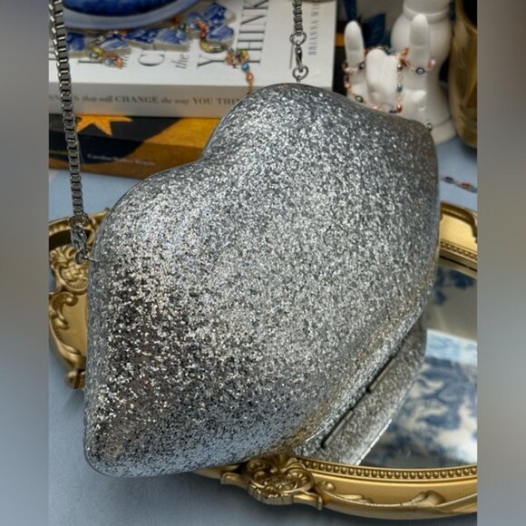 🆕 LULU GUINNESS 🧿 NWOT Silver Glitter Iconic Lips Perspex Clutch on a Chain - Picture 5 of 16